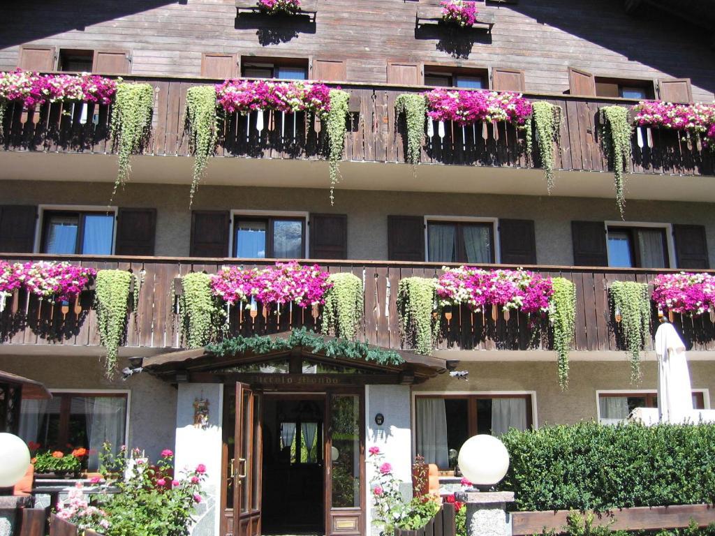 Hotel Piccolo Mondo Bormio Kültér fotó